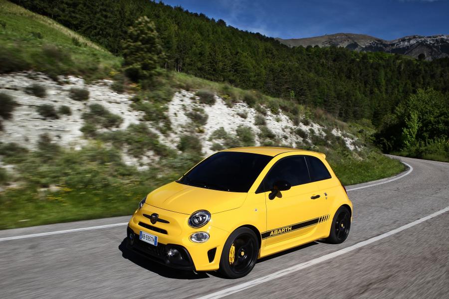  Abarth 595 Competizione (312) 2016 года  (фото 13 из 73)